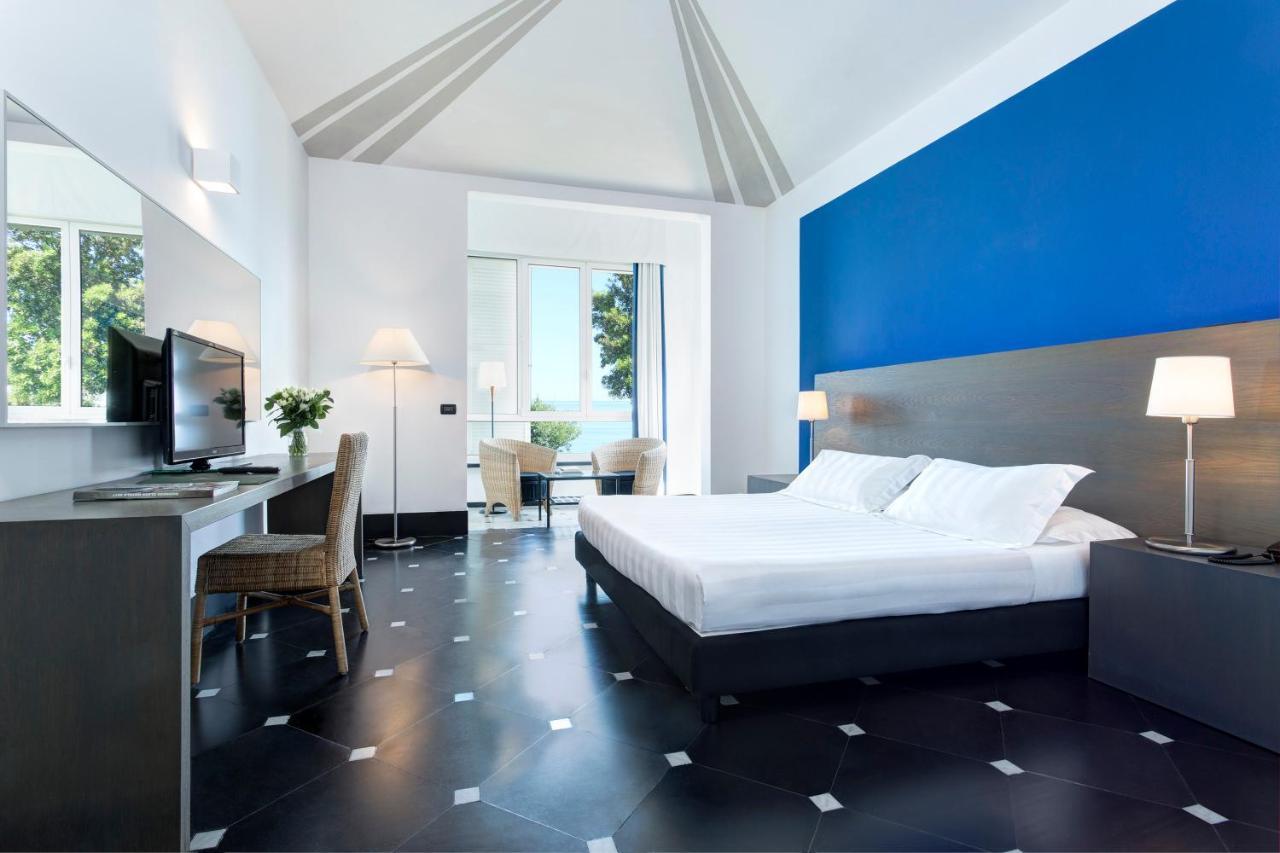 Punta San Martino Hotel Arenzano Ngoại thất bức ảnh